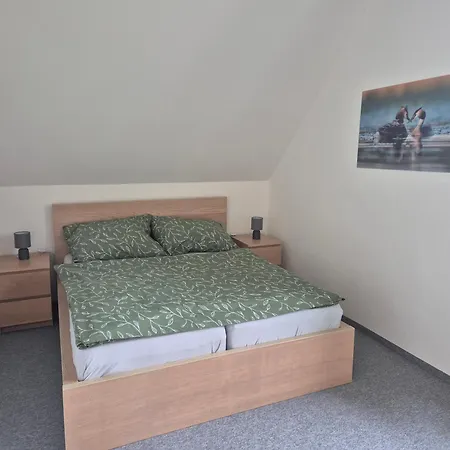 U Skokovske Baby Konukevi Žehrov